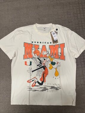 Hollister Miami Hurricanes Graphic Tee with Basketball Goofy